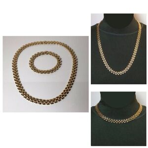 Gold Tone Panther Link / Brick Link Chain Necklace & Bracelet Set